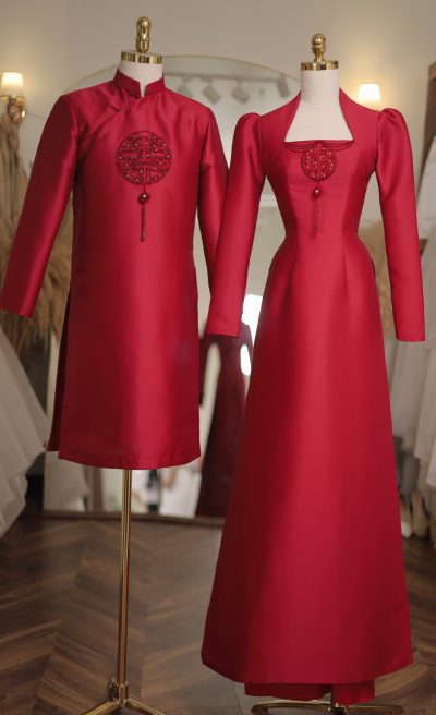 Cặp áo dài cưới màu đỏ chữ hỷ cổ nữ hoàng