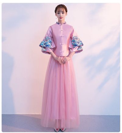 Áo khoả bưng quả Trung Hoa màu hồng phối chỉ xanh