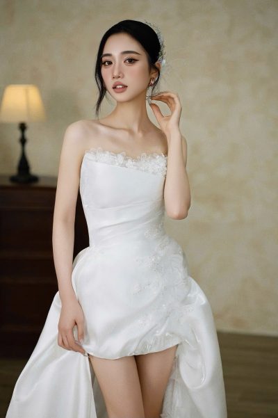 Váy cưới cô dâu đi bàn màu trắng Ivory Swan Couture
