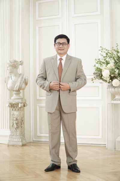Vest trung niên màu xám nhạt kèm ghile