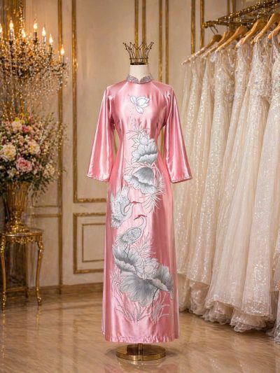 Áo dài bà sui màu hồng pastel vẽ hoa tiết hoa sen bigsize 70kg (3X)