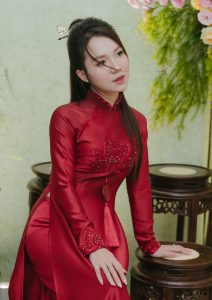 Kinh nghiem thuê áo dài cưới đẹp theo dang nguoi