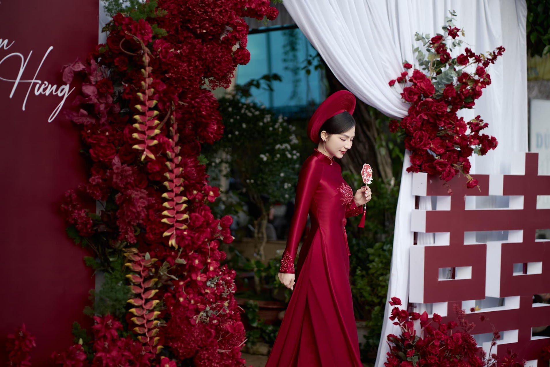Thuê Áo Dài Giá Rẻ TPHCM Đẹp, Nhiều Mẫu Mới Tại HD Bridal