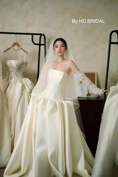 Mẫu váy cưới Imperial Étoile by HD BRIDAL couture