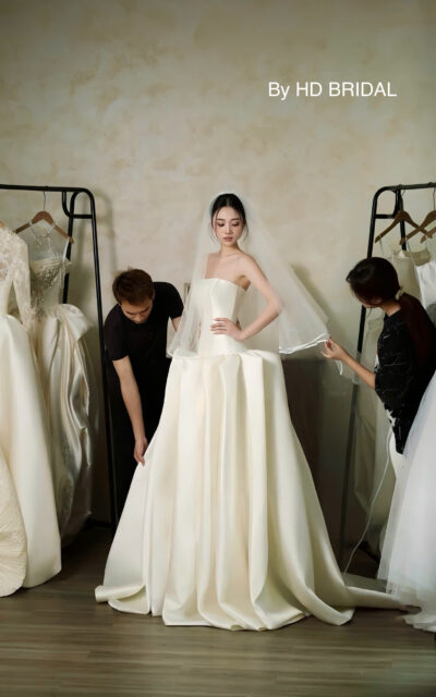 Mẫu váy cưới Imperial Étoile by HD BRIDAL couture