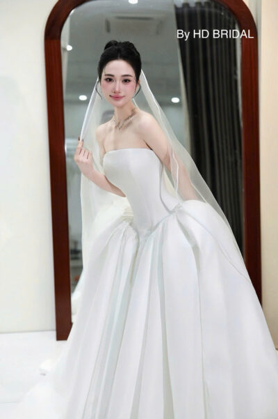 Mẫu váy cưới Aurora Étoile by HD BRIDAL