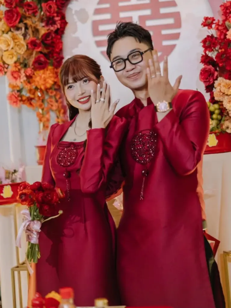 Mẫu áo dài cưới truyền thống đẹp dành cho lễ ăn hỏi và lễ gia tiên tại Quận 12