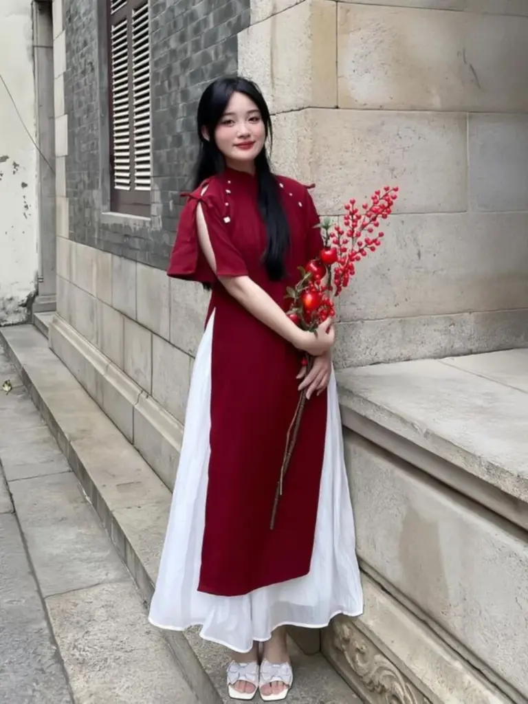 Thuê áo dài Tết nữ đẹp giá rẻ tại TP.HCM