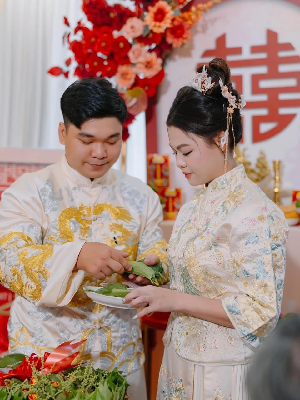 Áo Khỏa Chụp Ảnh Cưới