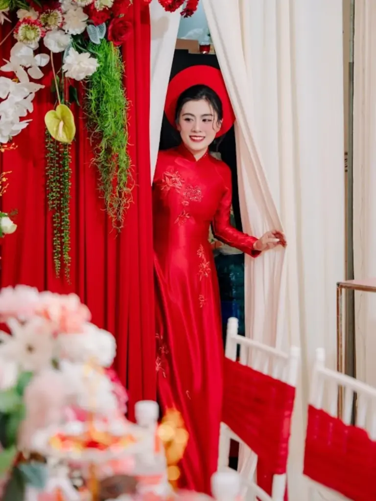 Dịch Vụ Thuê Áo Dài Tại Quận Tân Bình Bao Gồm Những Gì?