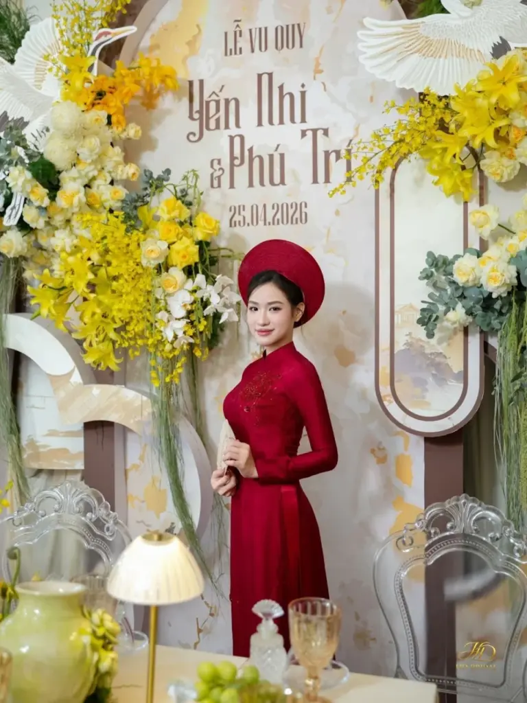 HD Bridal cung cấp dịch vụ thuê áo dài gần Bình Dương cho cô dâu, chú rể và gia đình