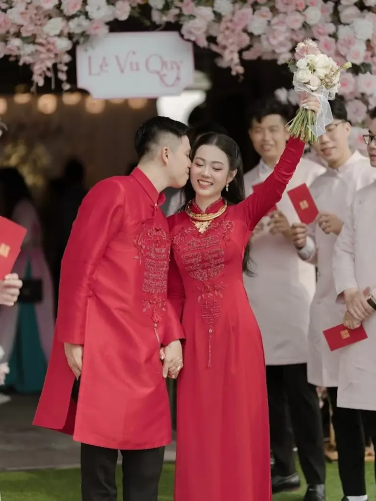 HD Bridal – Phục Vụ Khách Hàng Thuê Áo Dài Quận 10