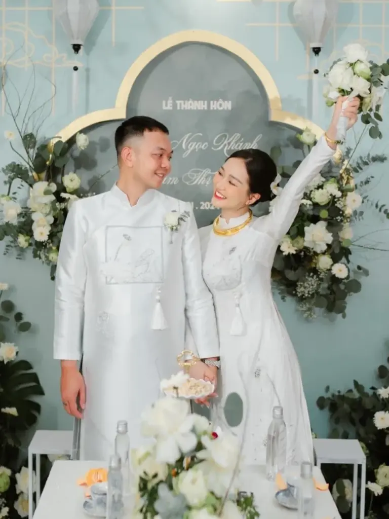 Những sai lầm thường gặp khi mặc áo dài cưới cô dâu cần tránh