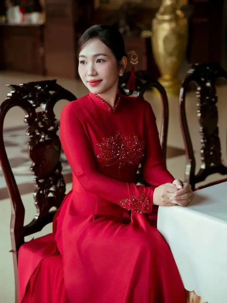 Sumire Store cửa hàng áo dài tại TPHCM phong cách vintage