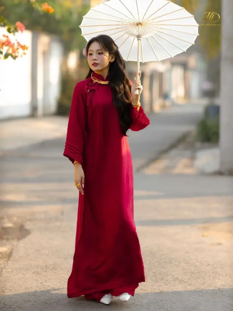Thuê áo dài Quận 3 chụp ảnh cưới, ảnh Tết và kỷ yếu đẹp