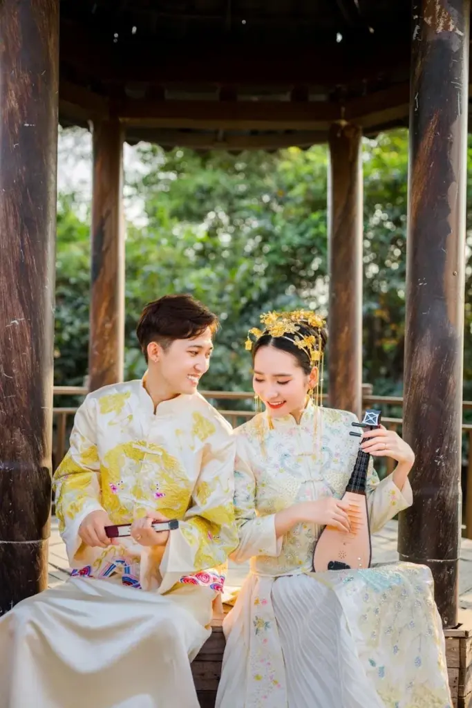 Vì Sao Đồ Cưới Người Hoa Ngày Càng Được Yêu Thích?